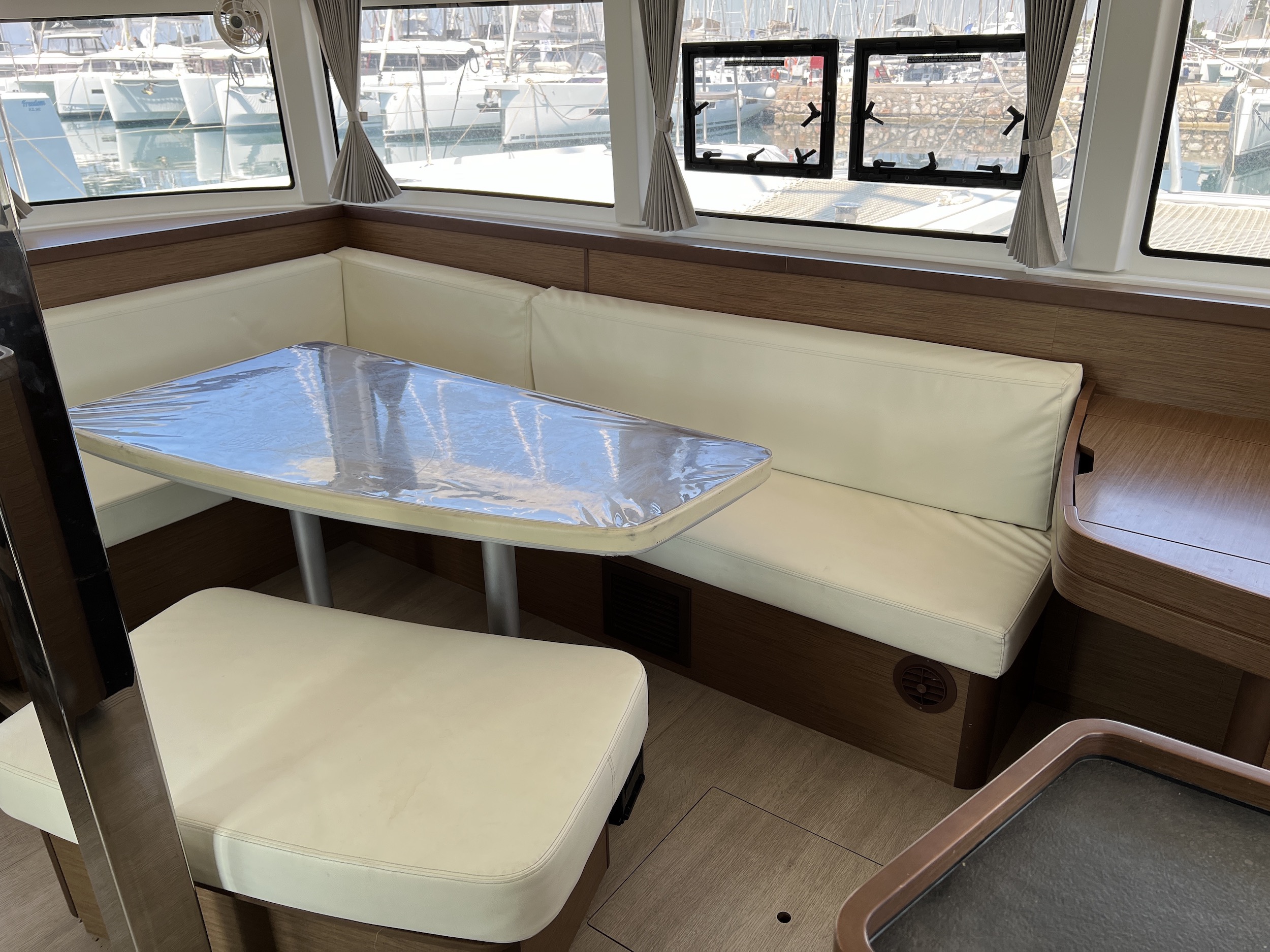 Photo #18 - Lagoon 42 (Sea Hawk) en Atenas - 5394