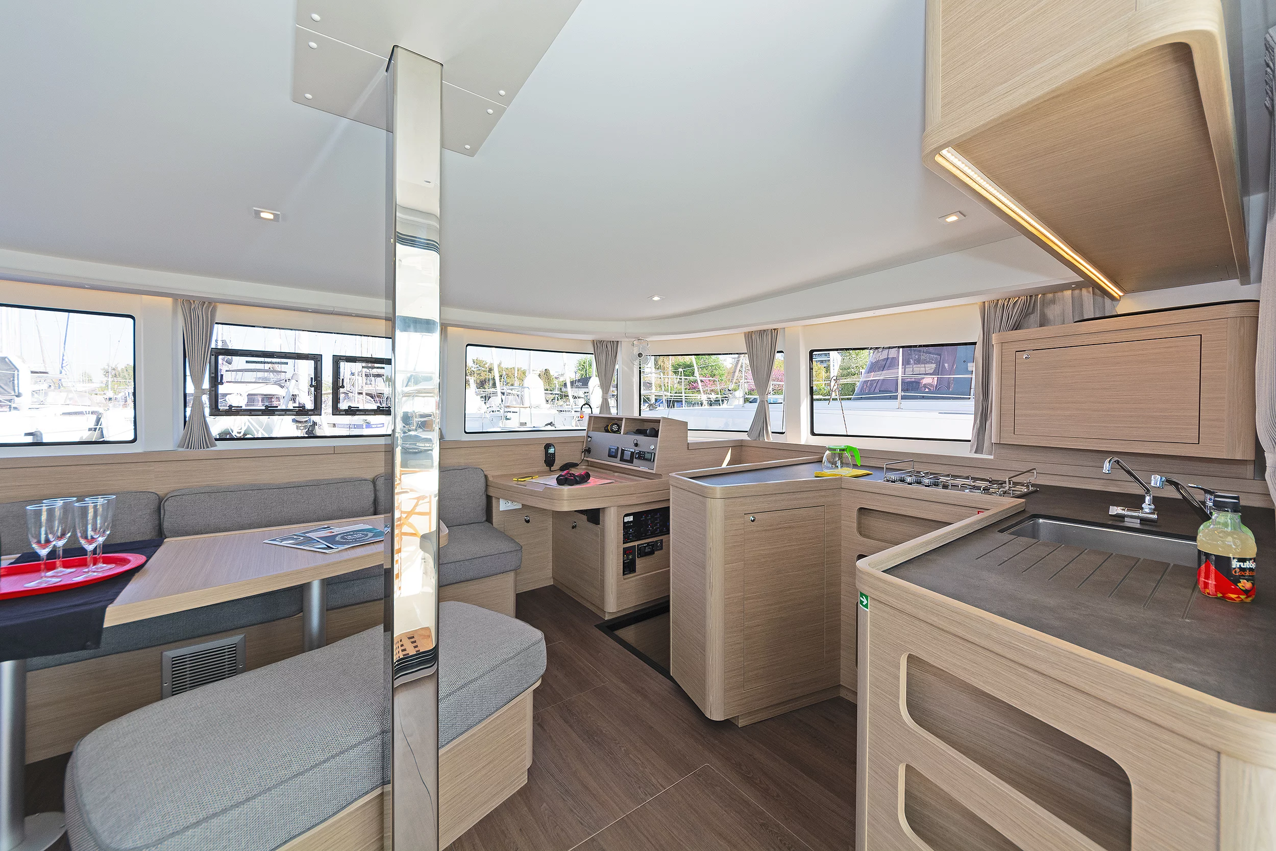 Lagoon 42 & GEN (Eternity (ONLY SKIPPERED))  - 12