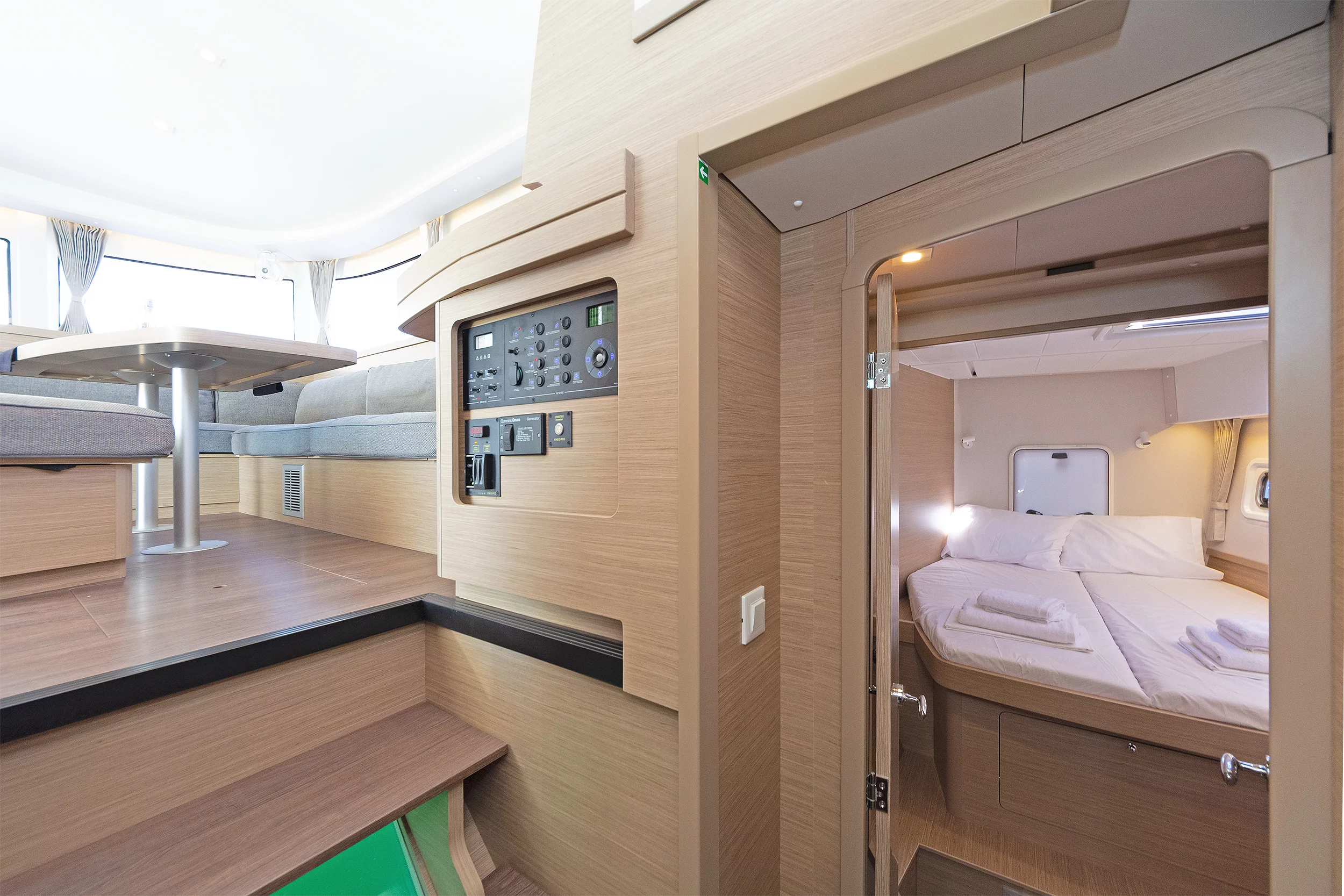 Lagoon 42 & GEN (Eternity (ONLY SKIPPERED))  - 15