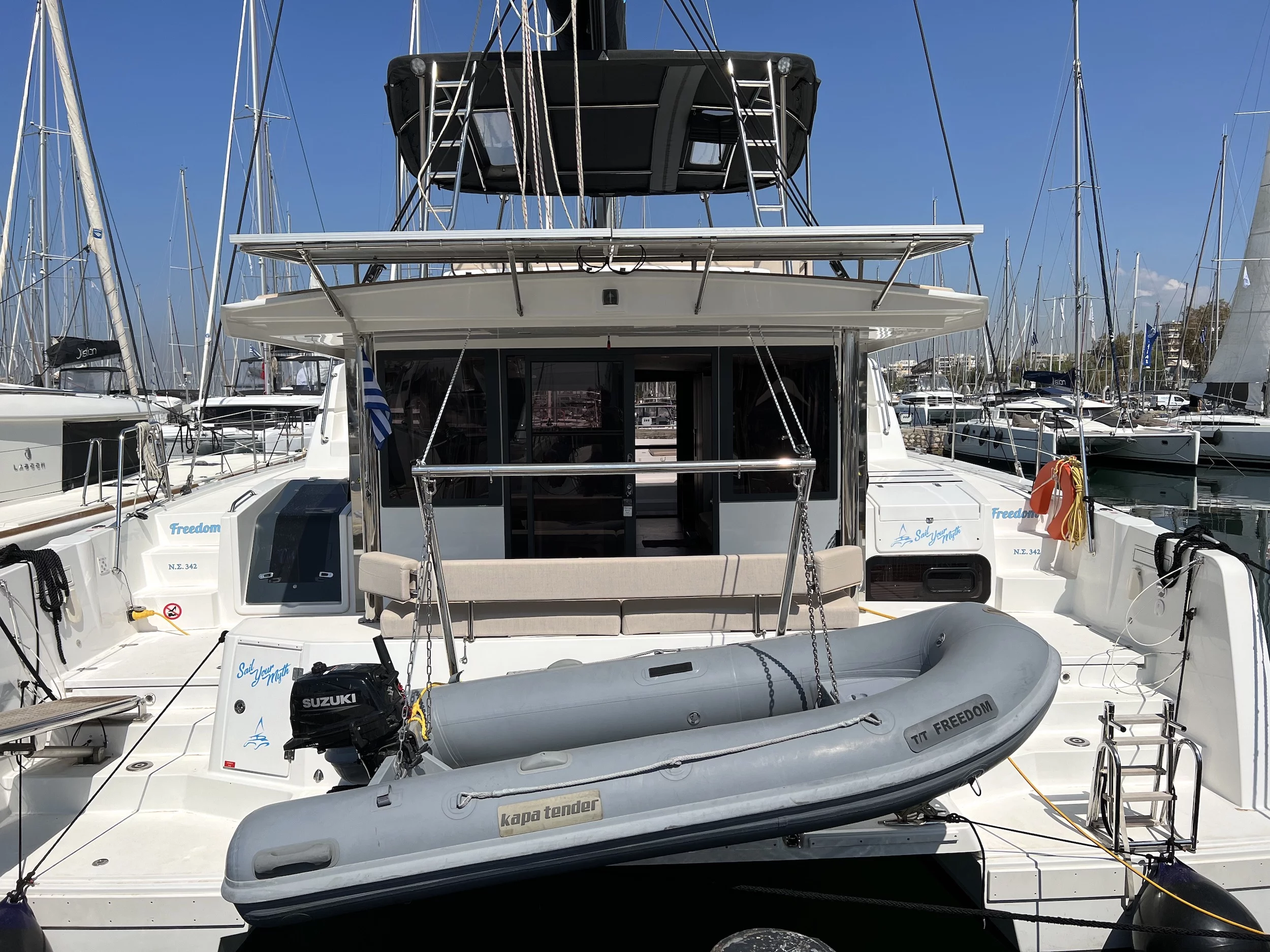 Bali 4.6 (5+1 cab) (Freedom)  - 12