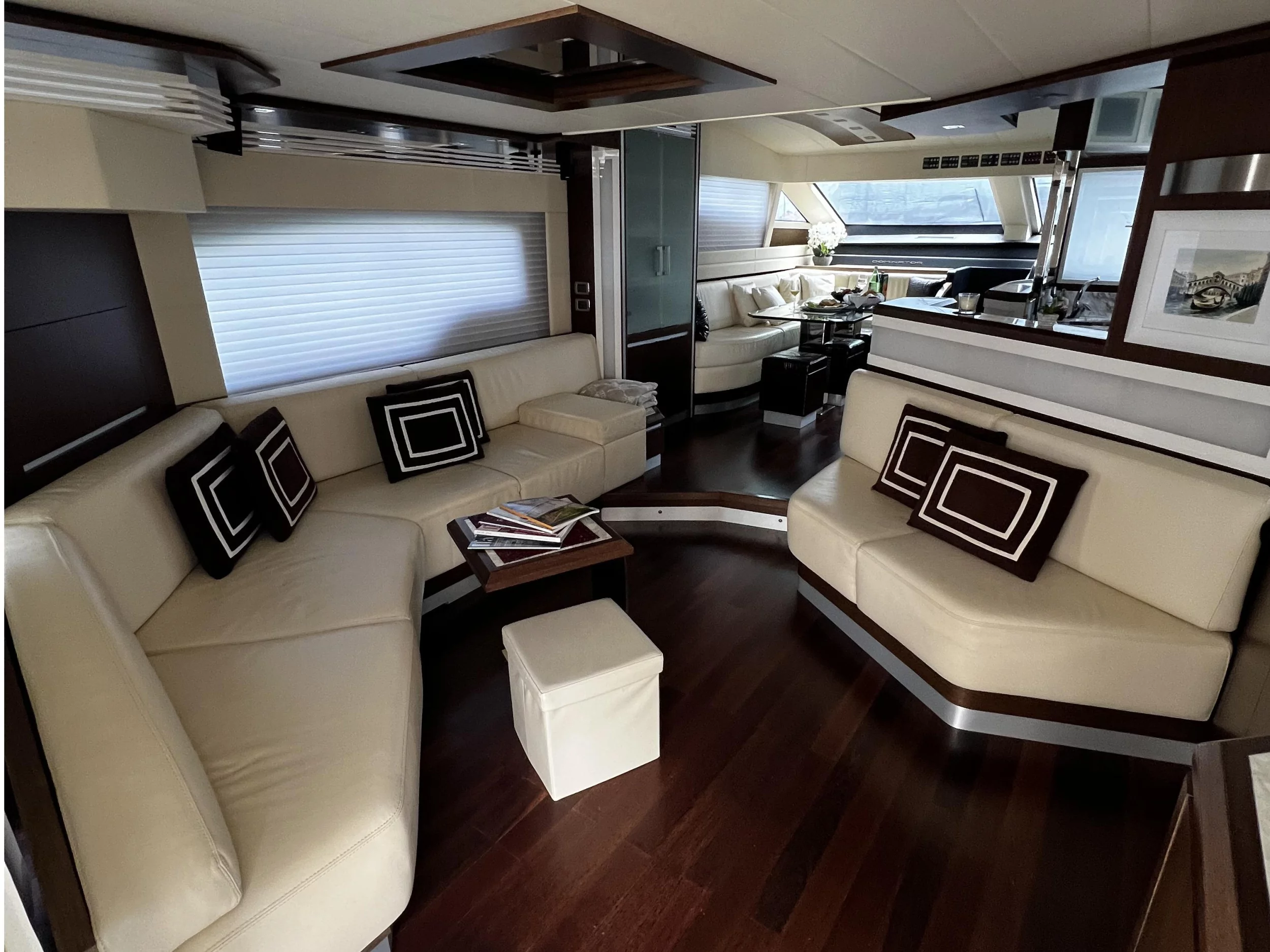 Dominator 680 S (QUO VADIS) Interior image - 13