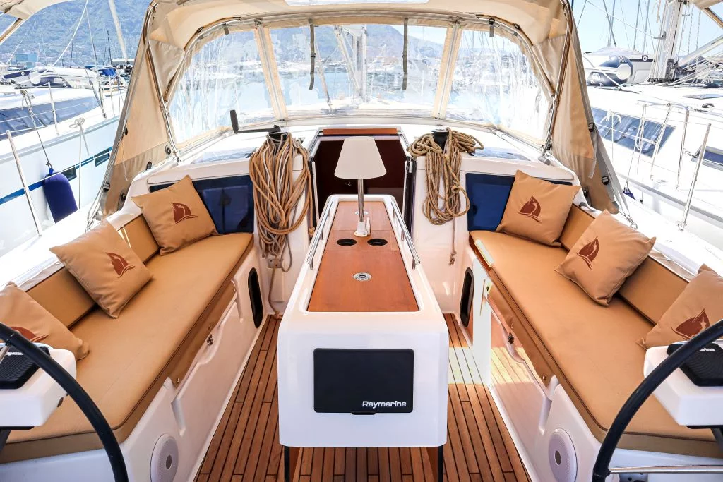 Dufour 390 Grand Large (Shibumi)  - 2