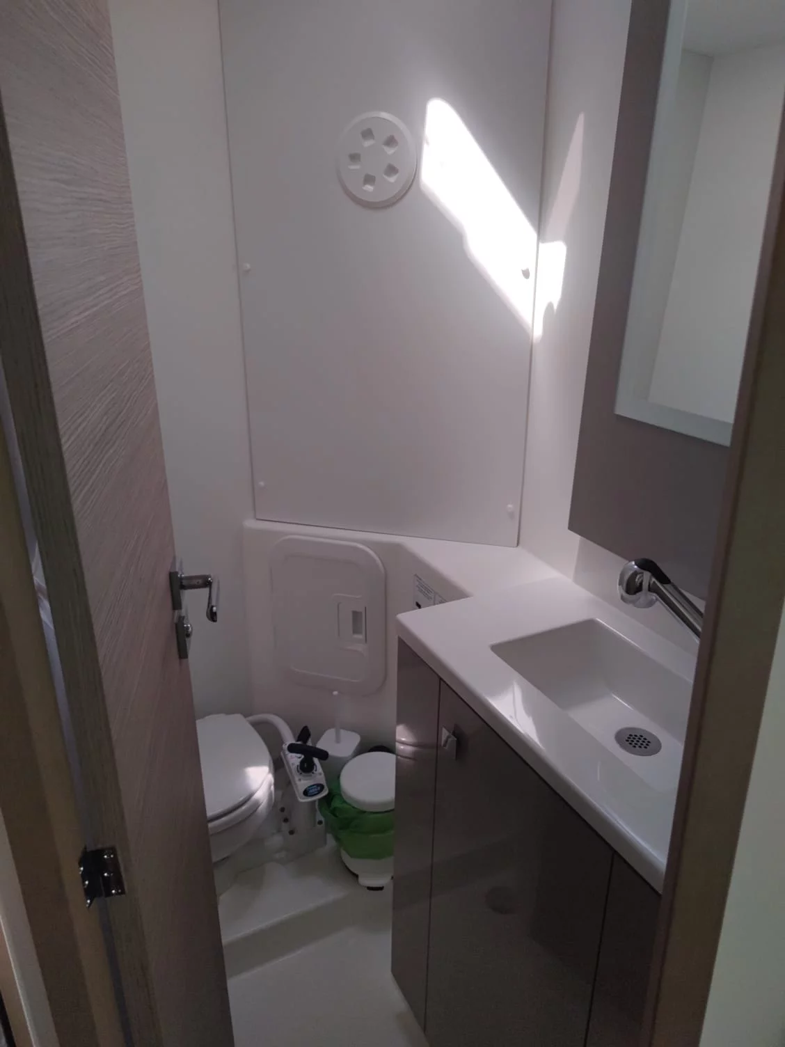 Fountaine Pajot Isla 40 (Wm-Ac in dinette-Gen-Sol.Pan) (Isla)  - 3