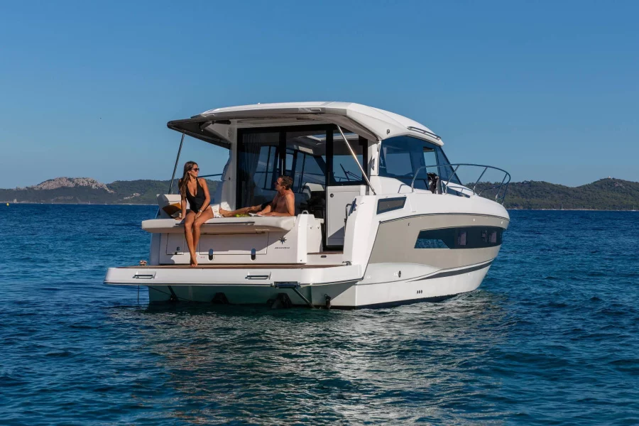 Jeanneau NC 37 (Aurora)  - 12