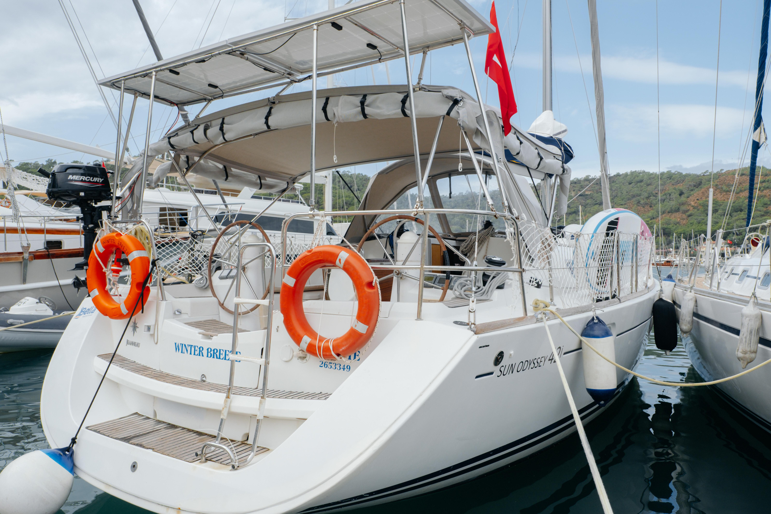 Sun Odyssey 42i — photo 12