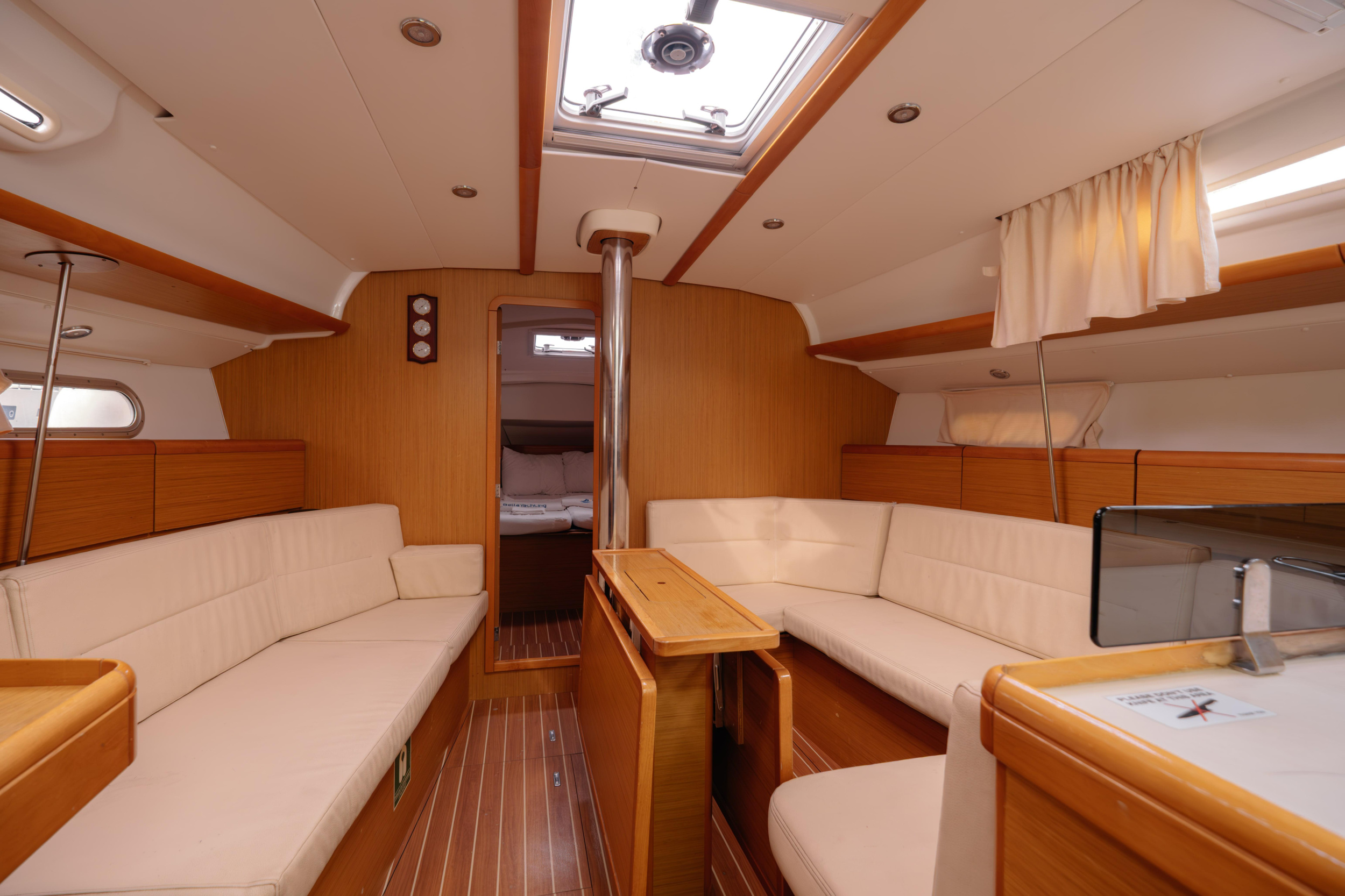 Sun Odyssey 42i — photo 13