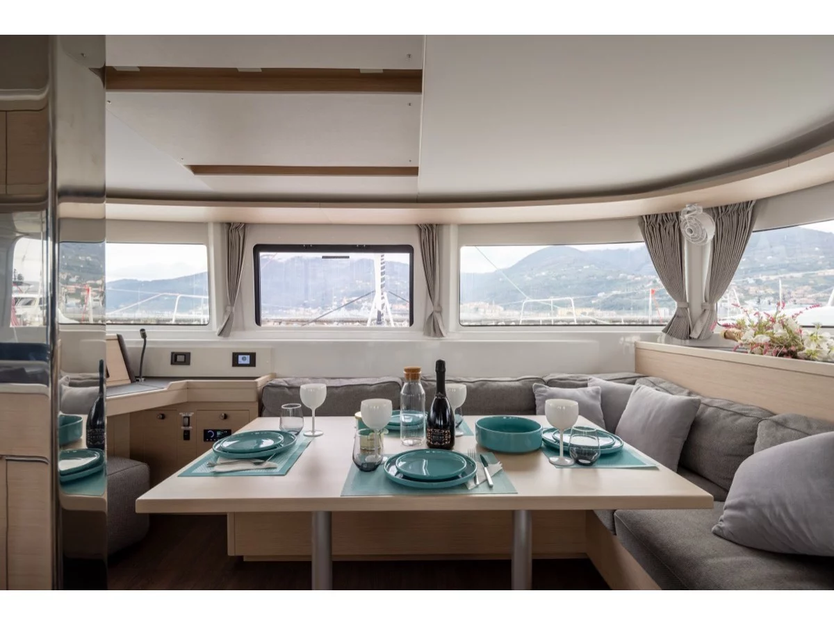 Lagoon 46 (3 CAB) (Deep Blue) Interior image - 9