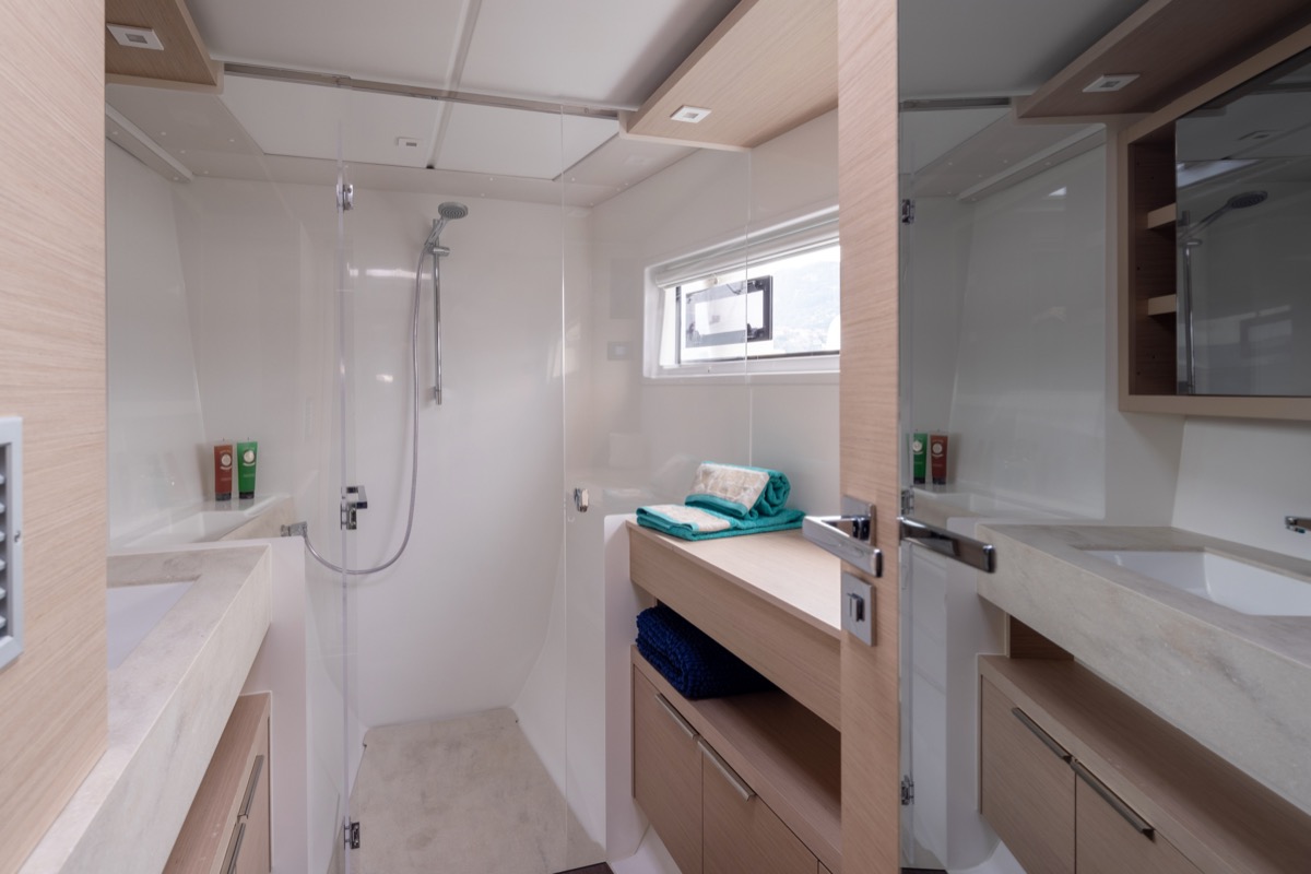 Photo #7 - Lagoon 46 (3 CAB) (Deep Blue) in Portisco - 61949