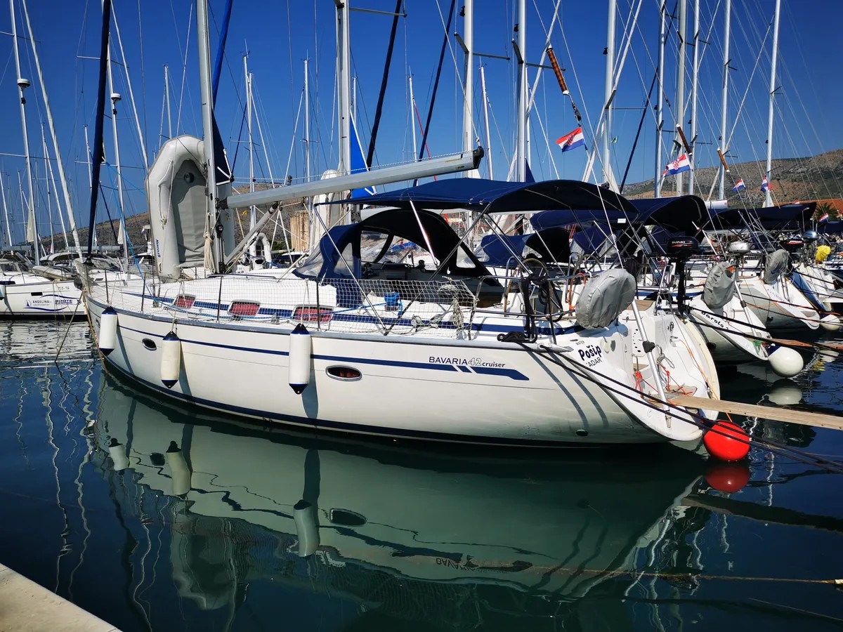 Bavaria 42 Cruiser — photo 1