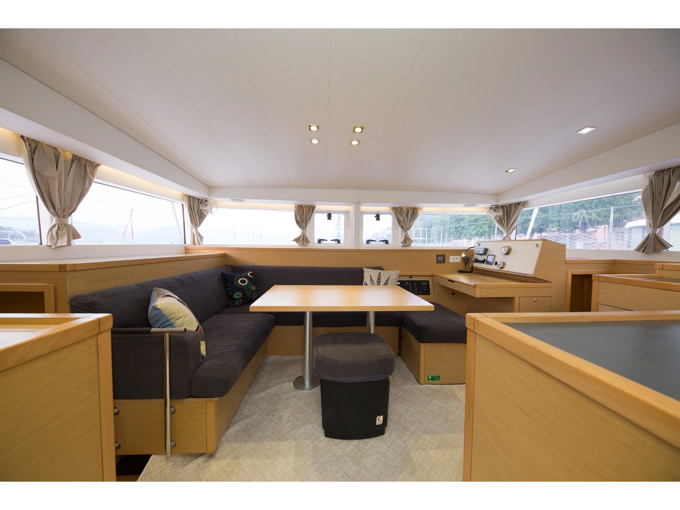 Lagoon 400 S2 (Suncity 2) Interior image - 15