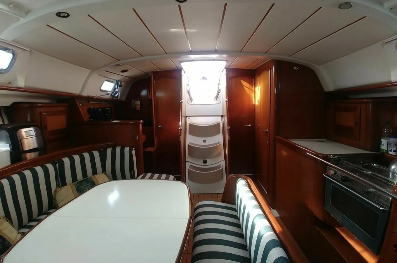 Oceanis 411 Clipper — photo 13