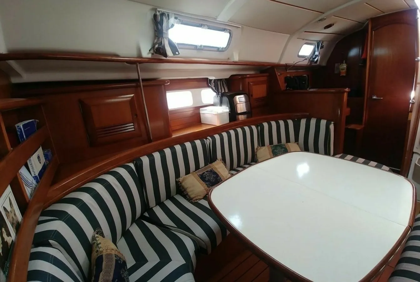 Oceanis 411 Clipper — photo 16