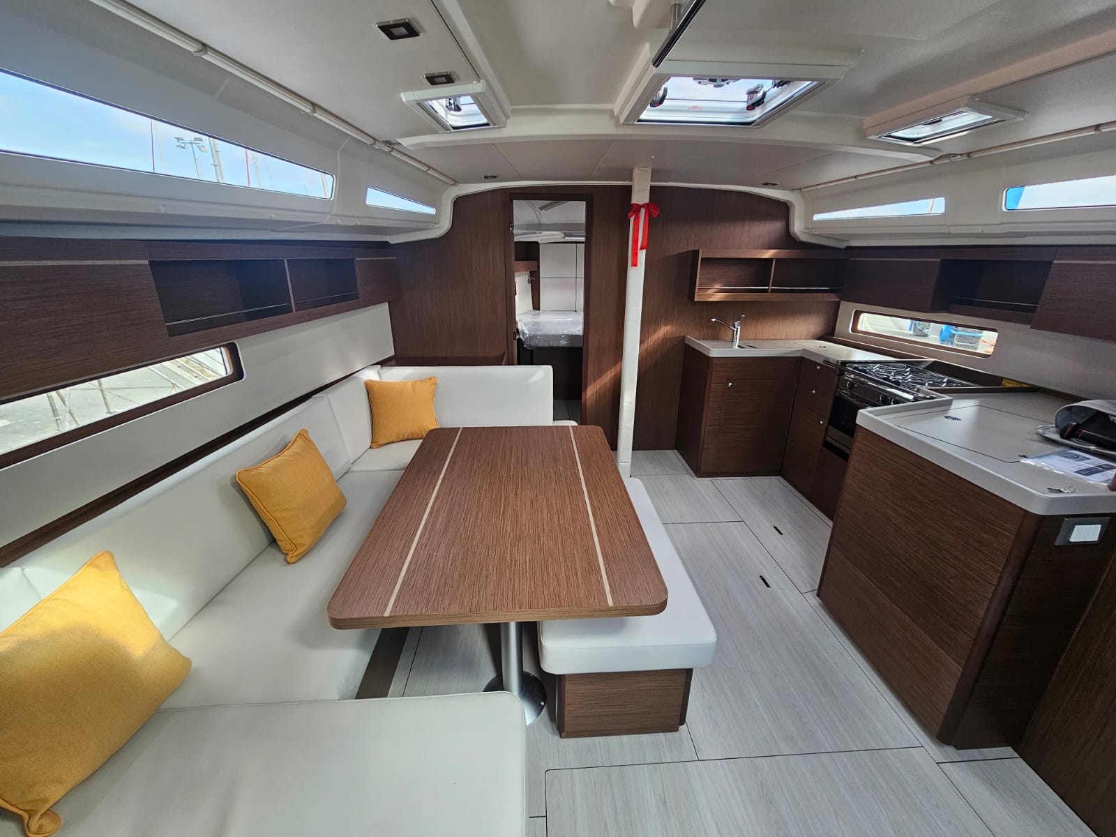 Photo #7 - Oceanis 40.1 (Tagada 4) in Saint-Quay-Portrieux - 15401