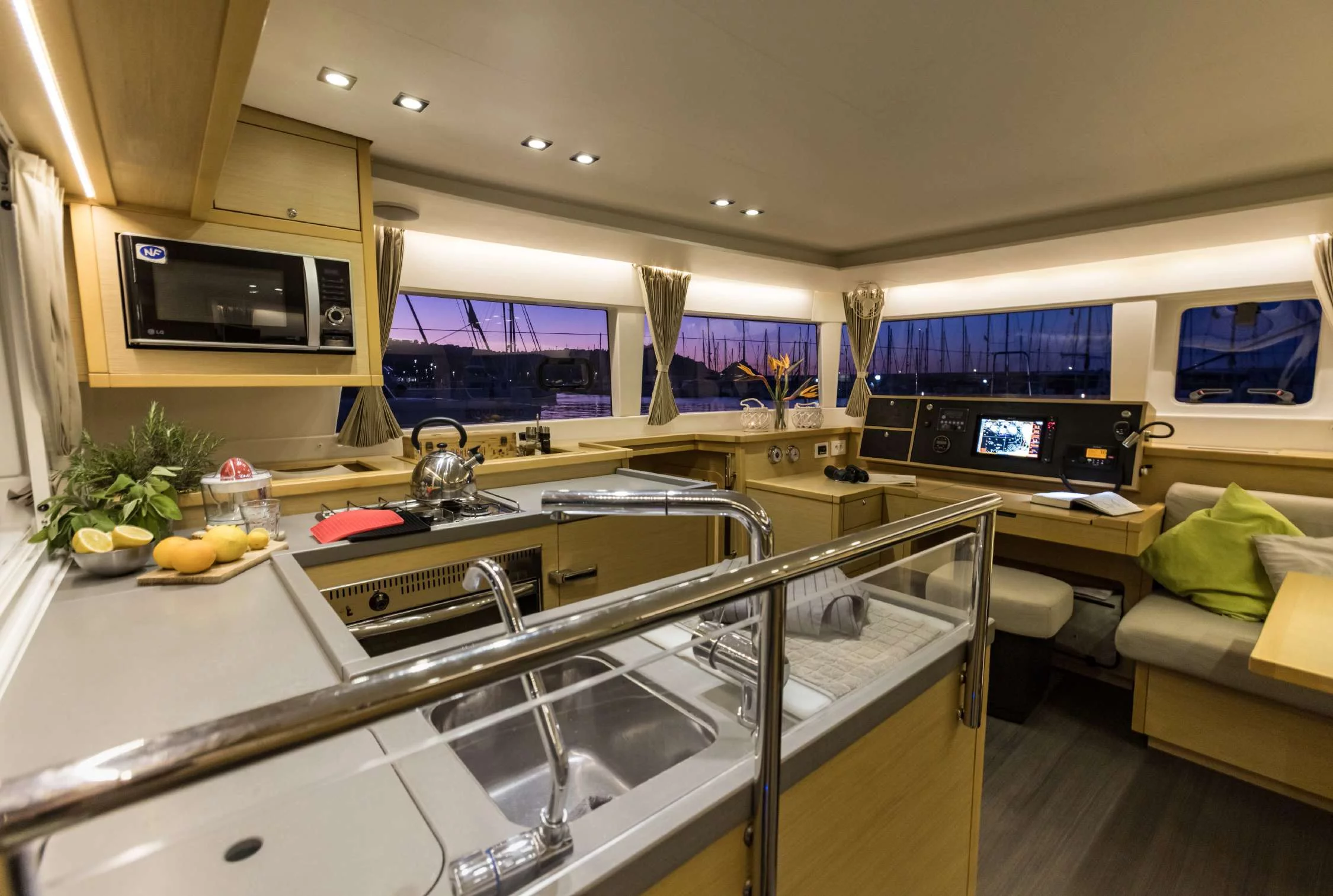 Lagoon 450 (Opera Prima)  - 12