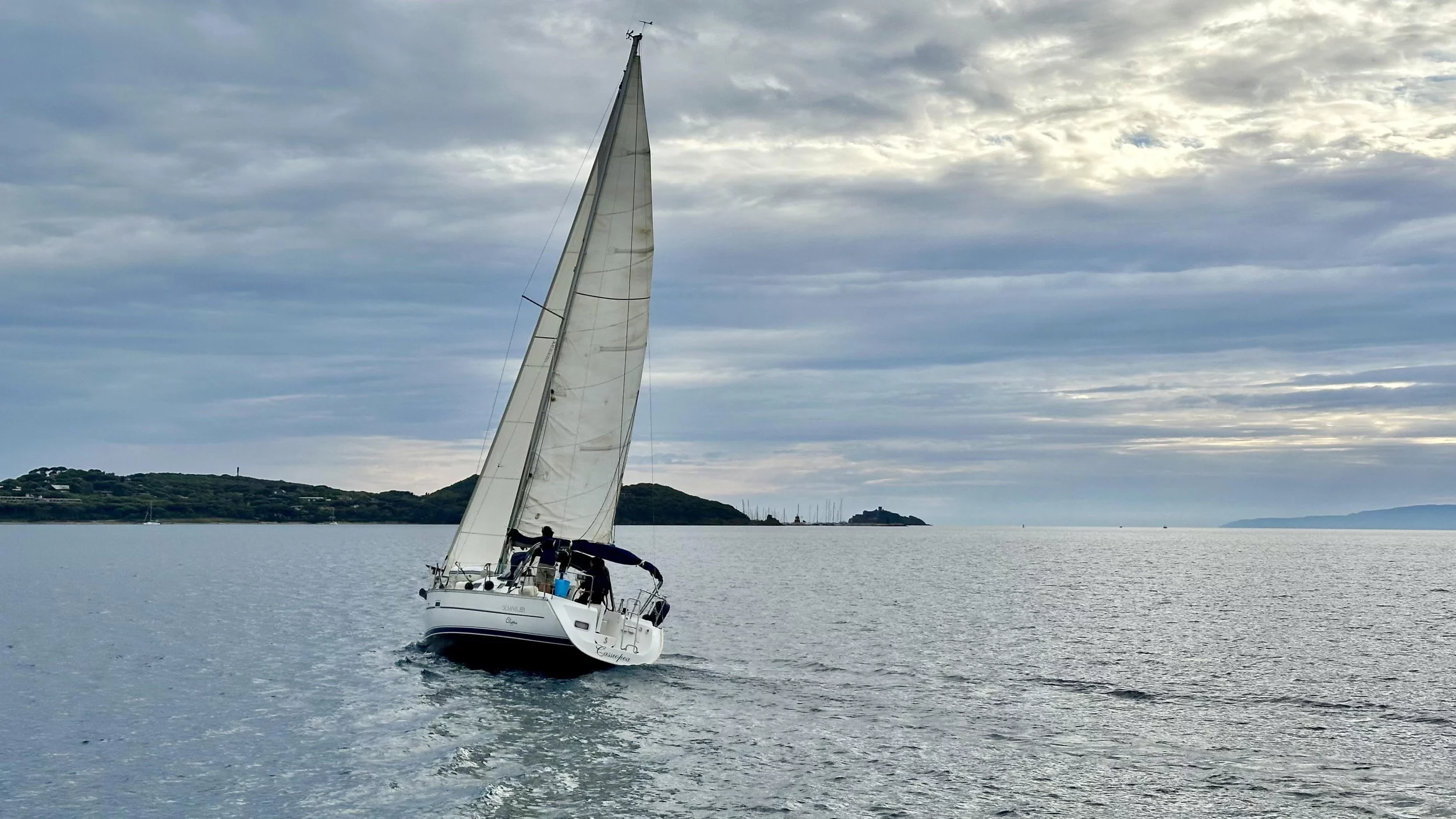 Oceanis 323 Clipper (Cassiopea)  - 4