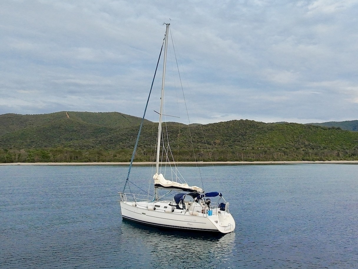 Photo #1 - Oceanis 323 Clipper (Cassiopea) in Punta Ala - 23626
