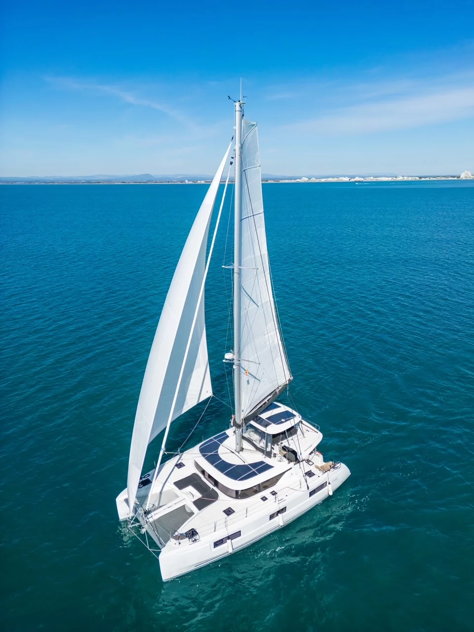 LAGOON 46 3 CAB (JEMALE)  - 11