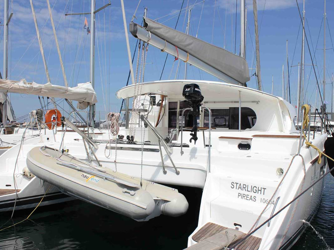 Photo #1 - Nautitech 441 (Starlight) in Athen - 18111