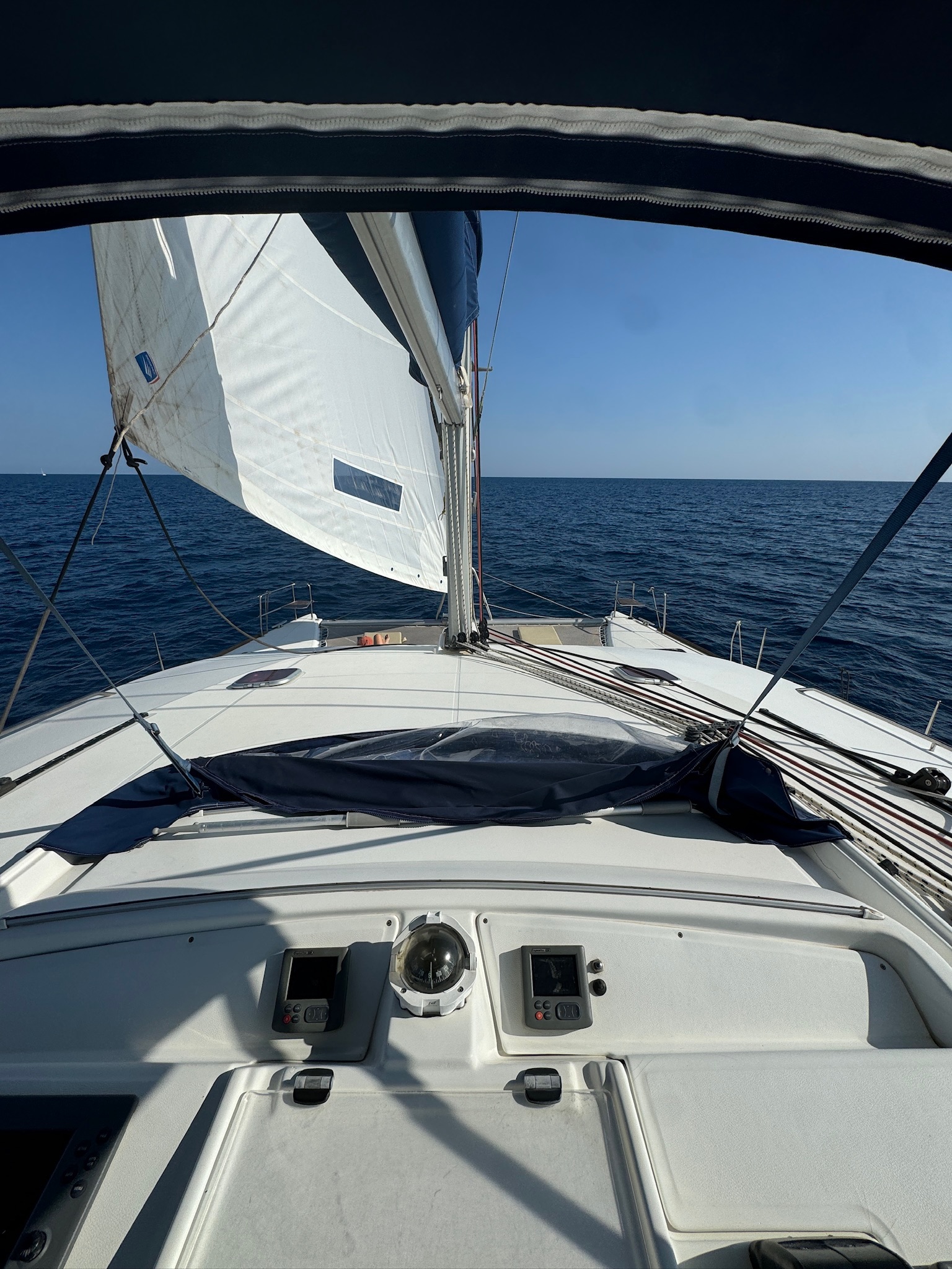 Lagoon 44 — photo 18