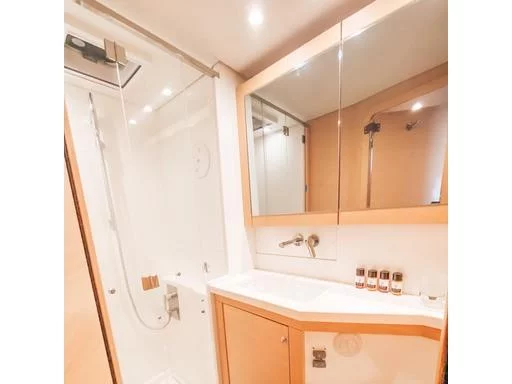 Lagoon 450 Sport (SATYAM MELODY) Interior image - 5