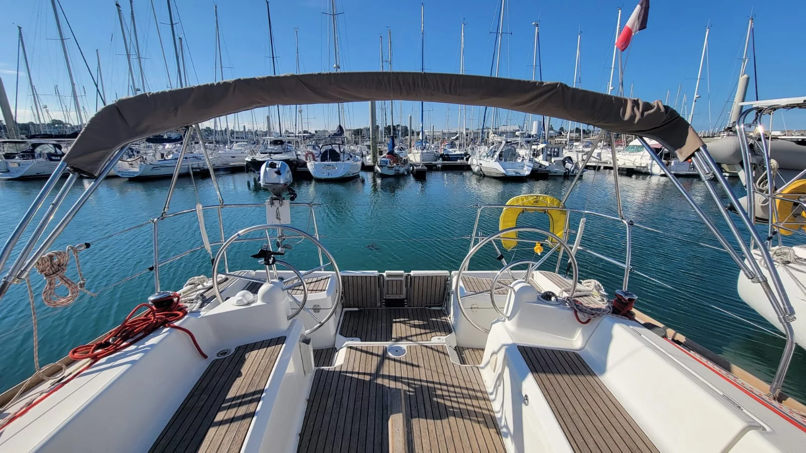 Sun Odyssey 379 (DL) (Corail)  - 7