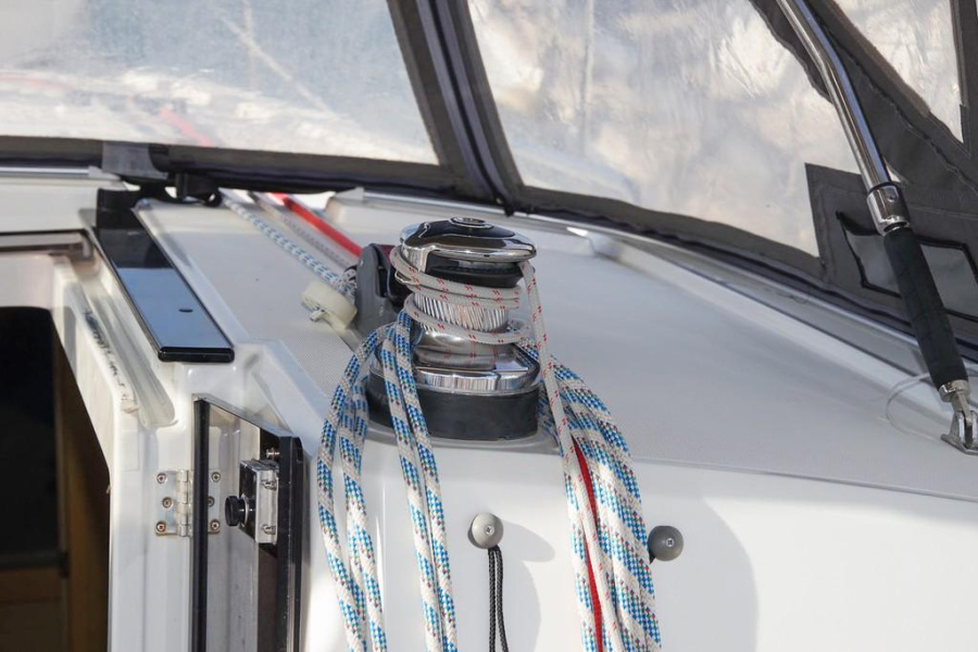 Oceanis 38 — photo 25