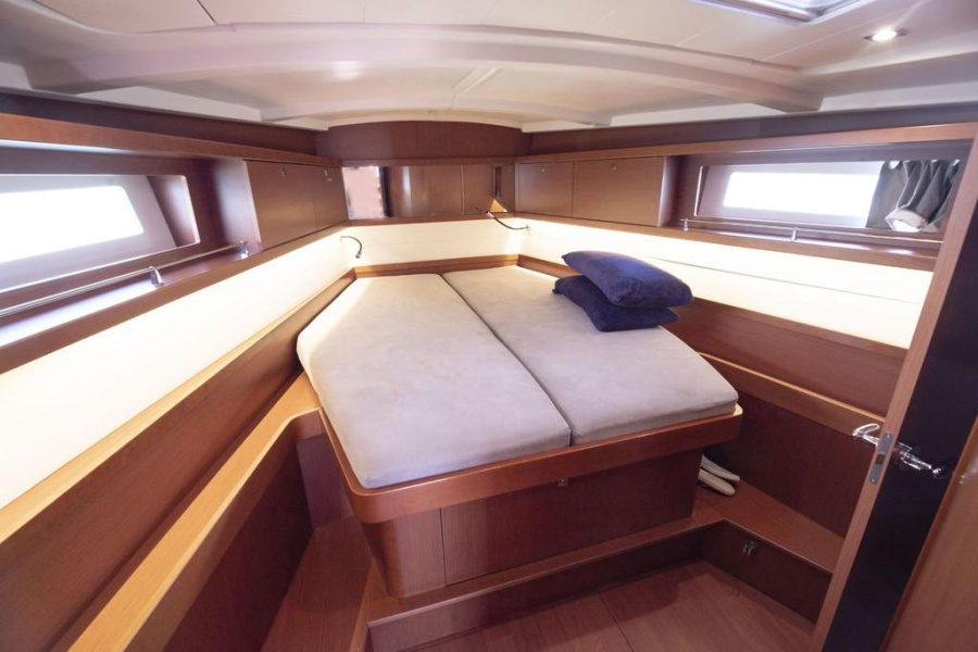 Oceanis 45 — photo 11