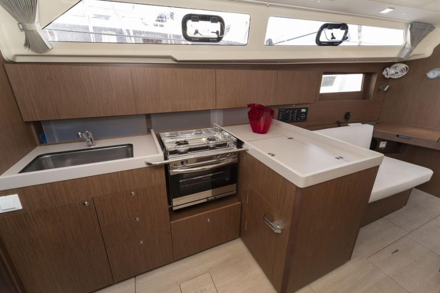 Oceanis 41.1 Performance — photo 11