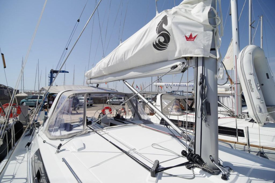 Oceanis 41.1 Performance — photo 9