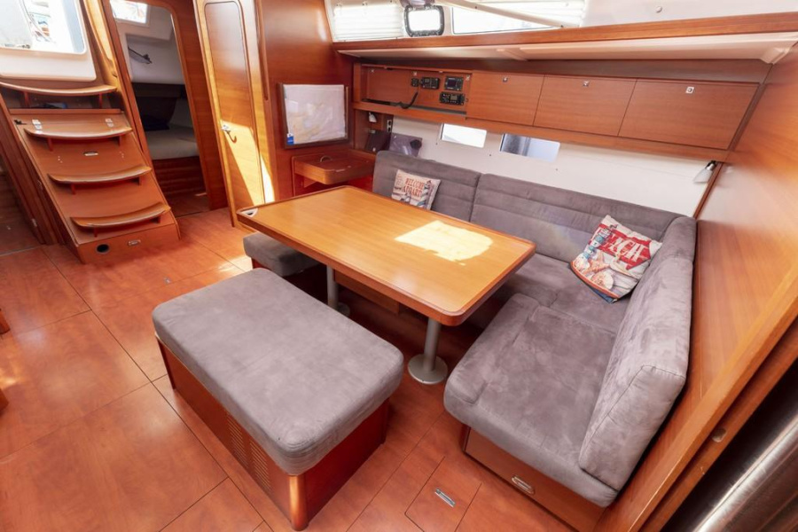 Dufour 460 Grand Large — photo 4