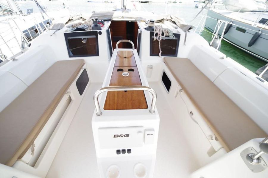 Dufour 460 Grand Large — photo 14