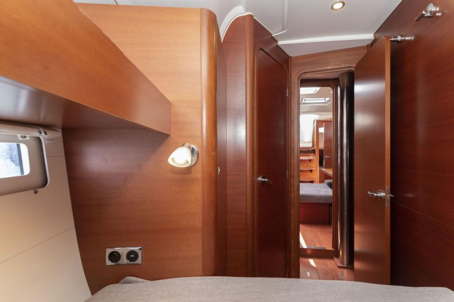 Dufour 460 Grand Large — photo 33