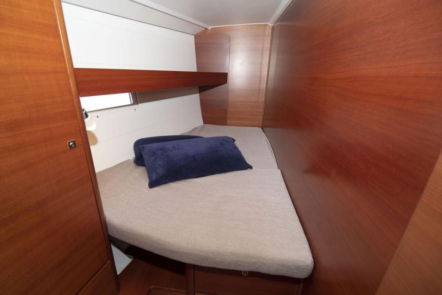 Dufour 460 Grand Large — photo 18