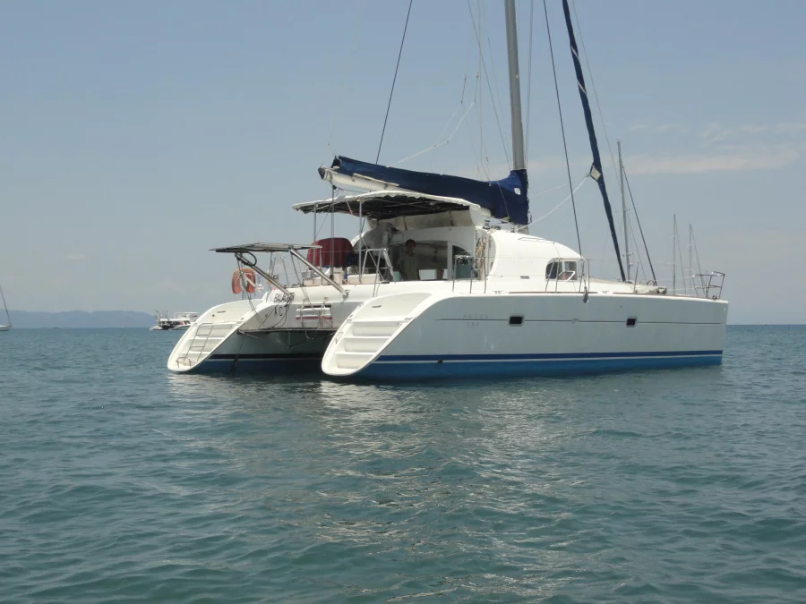 Lagoon 380 (BALAO) Main image - 0