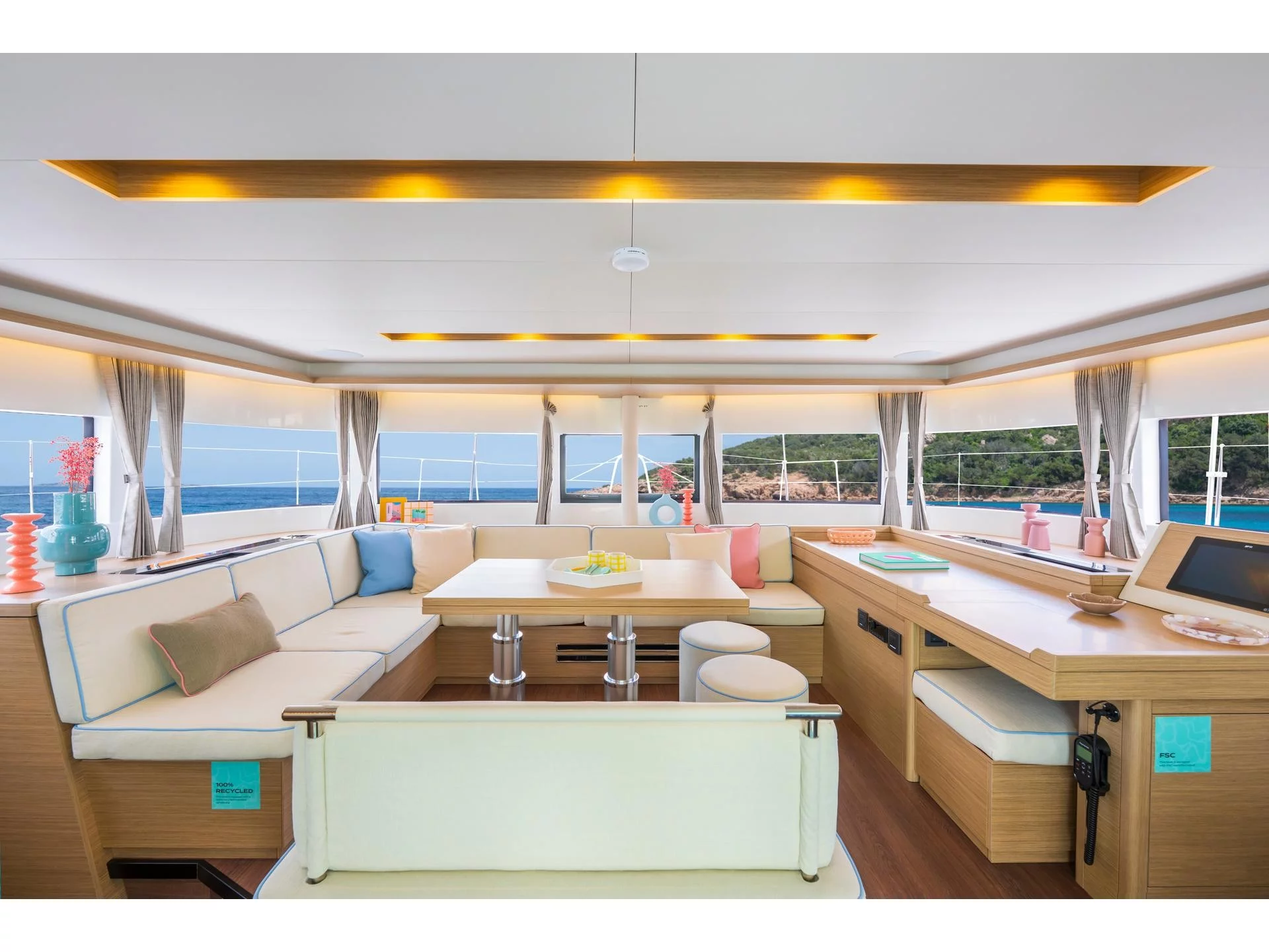Lagoon 51 Iconic (TUROPOLIS) Interior image - 1