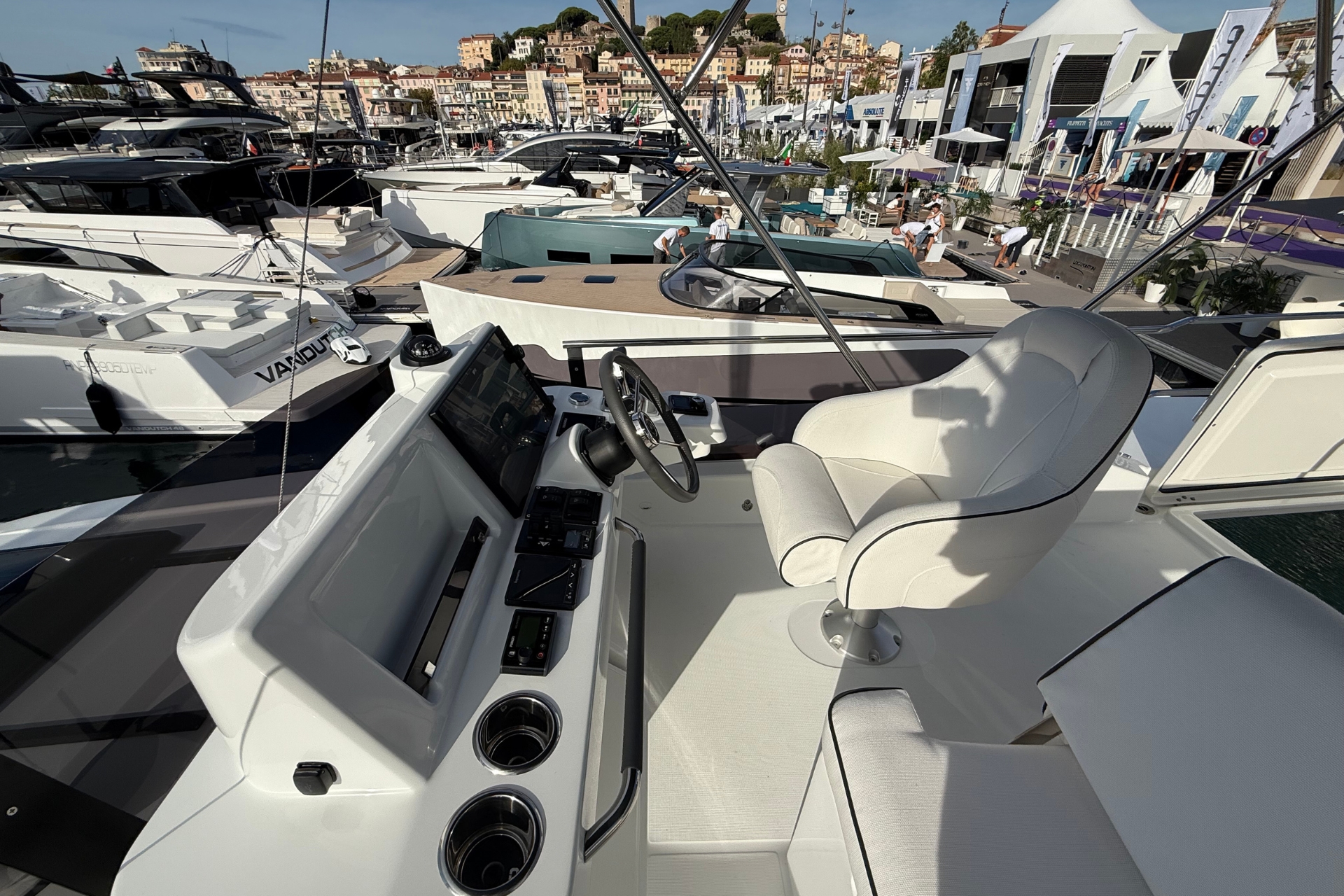 Photo #11 - Swift Trawler 37 Fly (NAVA) in Split - 63964