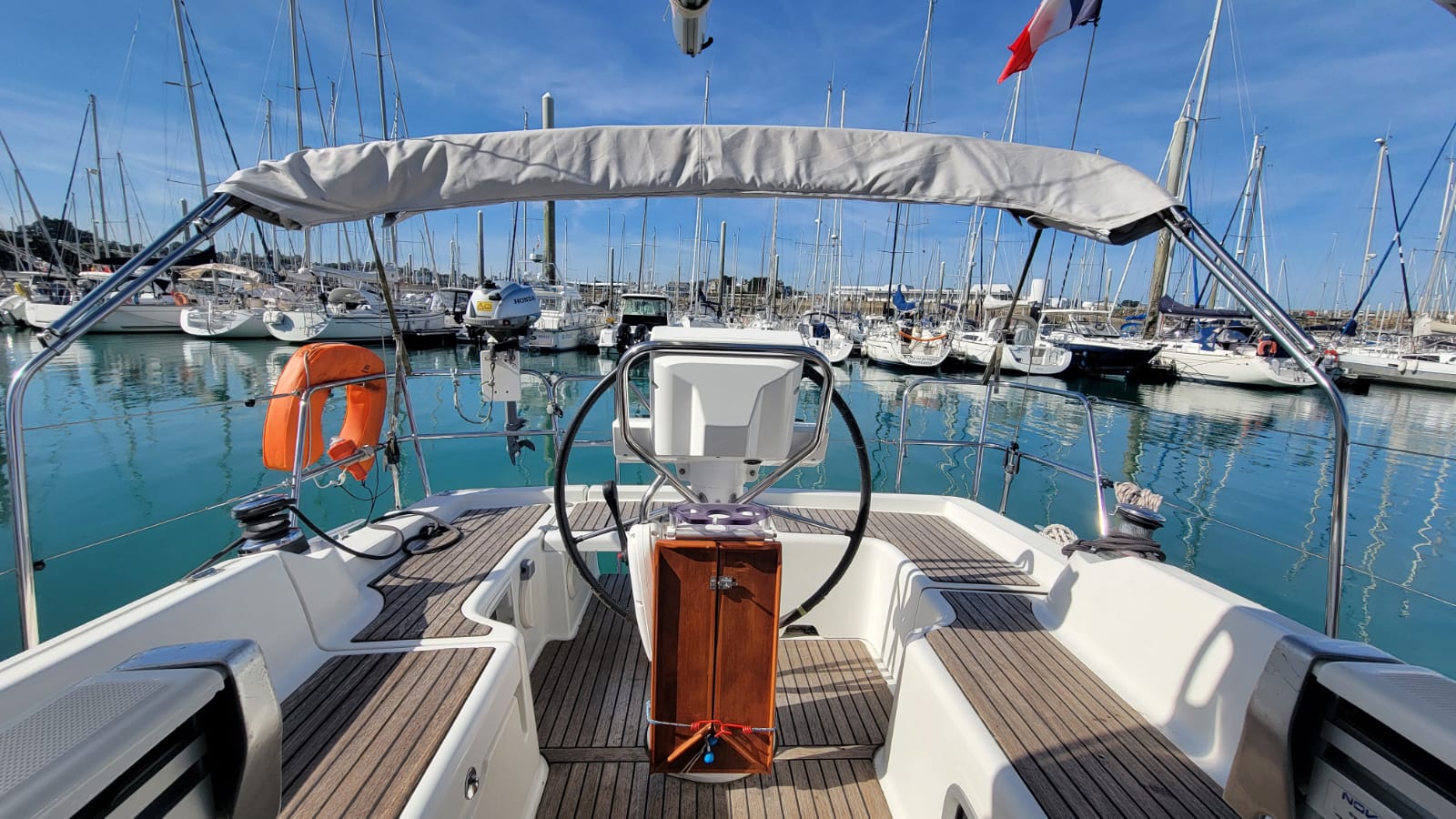 Photo #6 - Oceanis 31 (DL) (Perig) in Saint-Quay-Portrieux - 22828