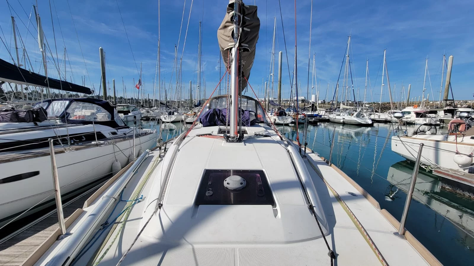 Sun Odyssey 379 "Performance" (Grenat)  - 7