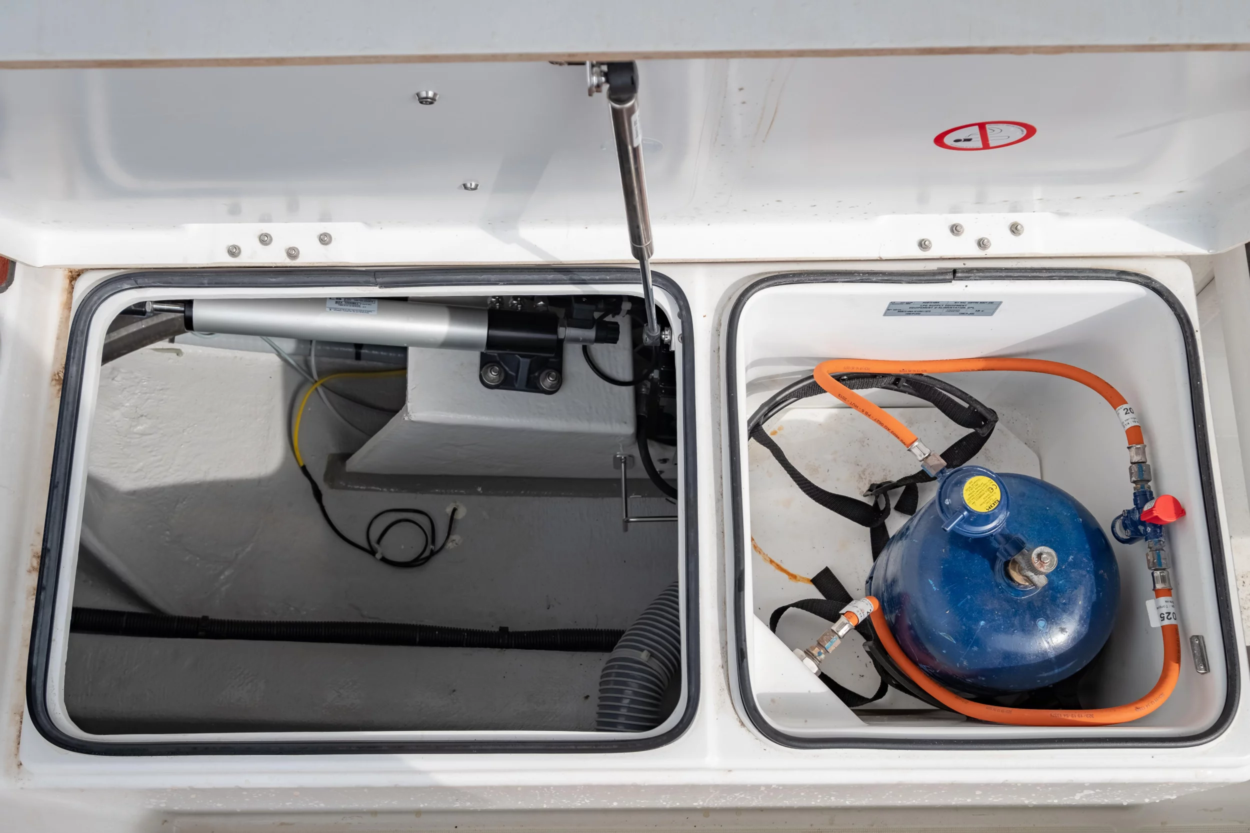 Sun Odyssey 410 (Elcano)  - 20