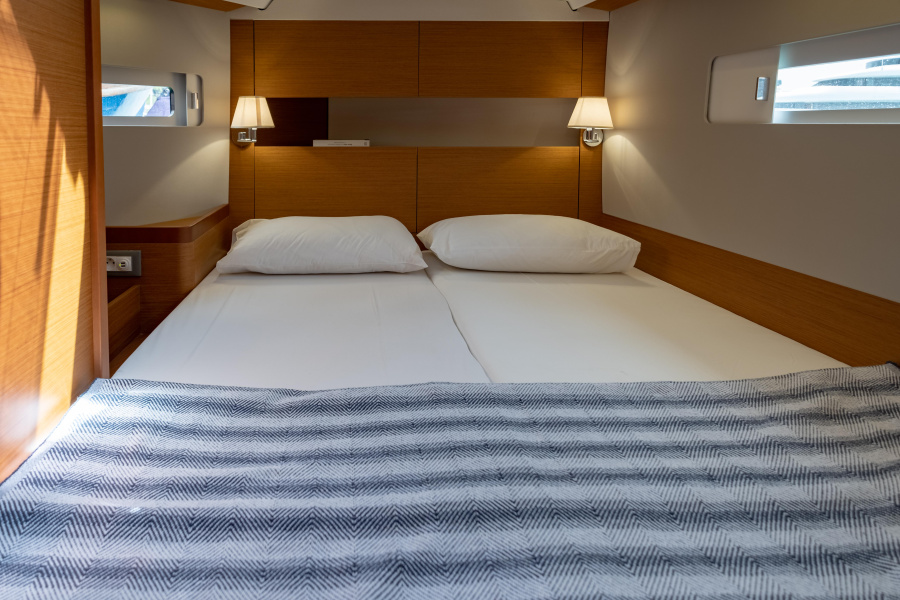 Sun Odyssey 410 — photo 48