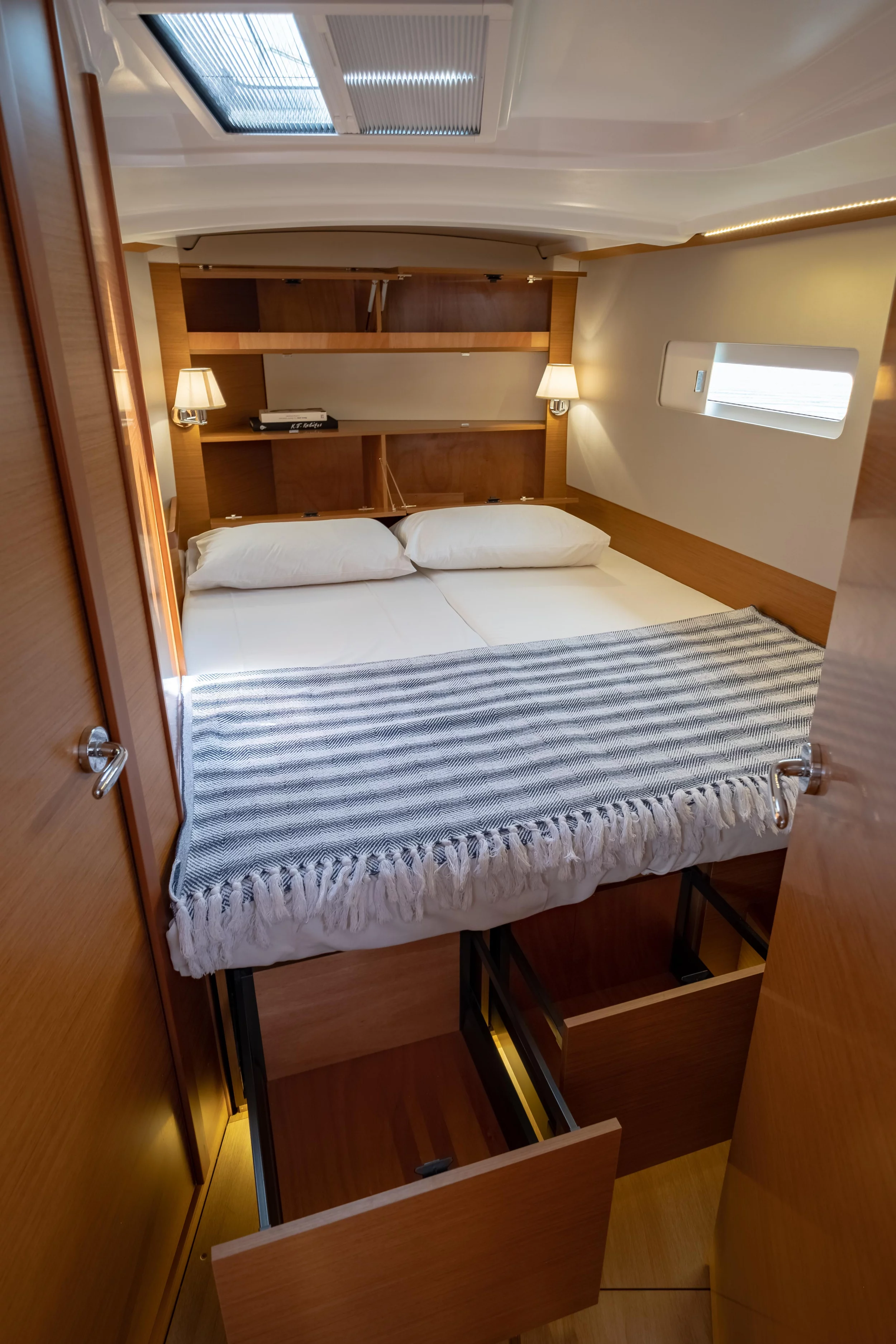 Sun Odyssey 410 (Elcano)  - 17