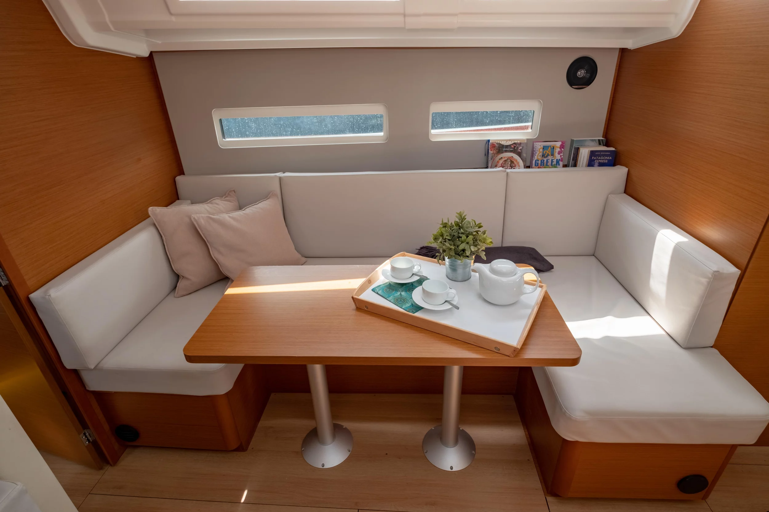 Sun Odyssey 410 (Elcano)  - 1