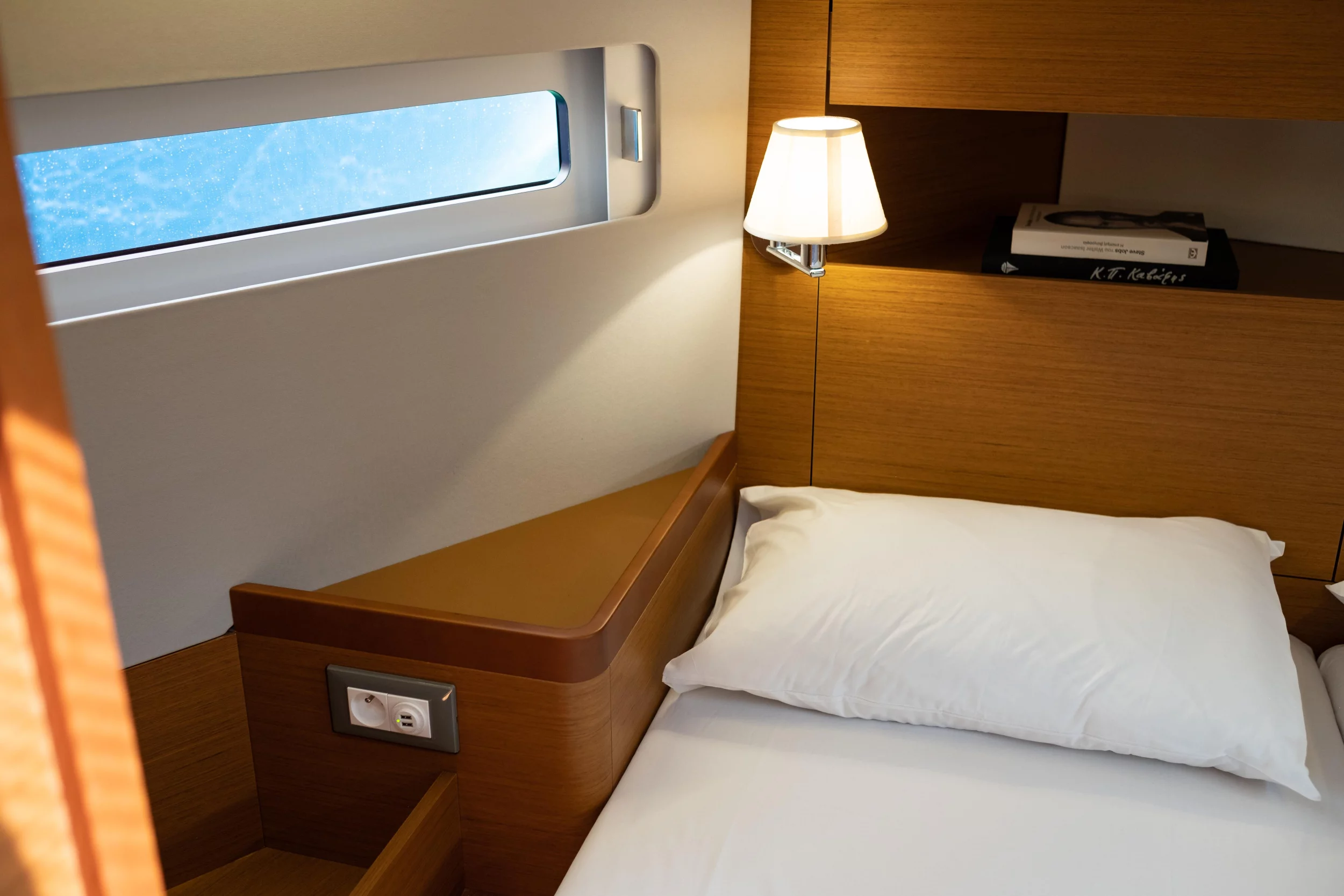 Sun Odyssey 410 (Elcano)  - 31
