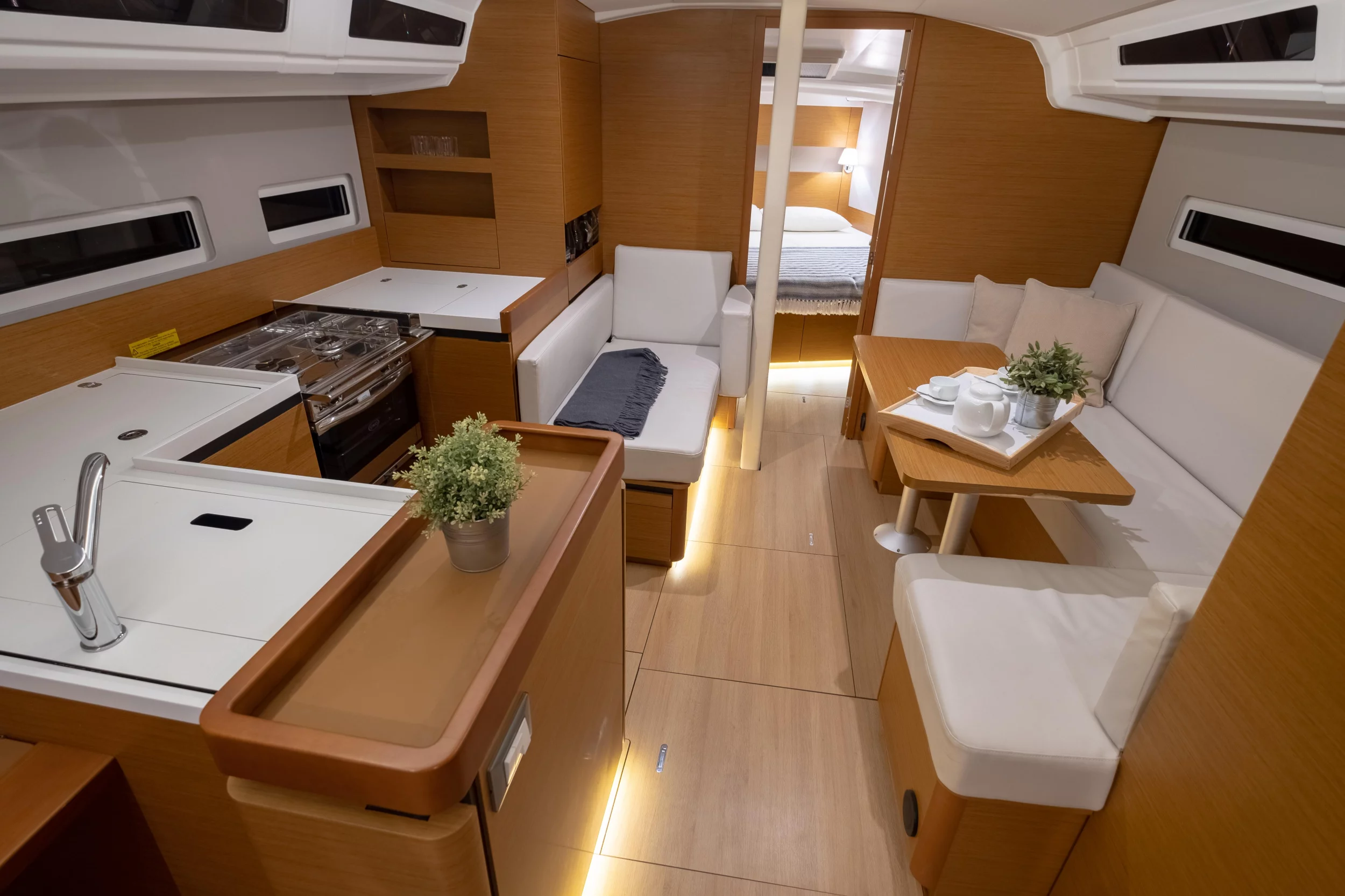 Sun Odyssey 410 (Elcano)  - 19