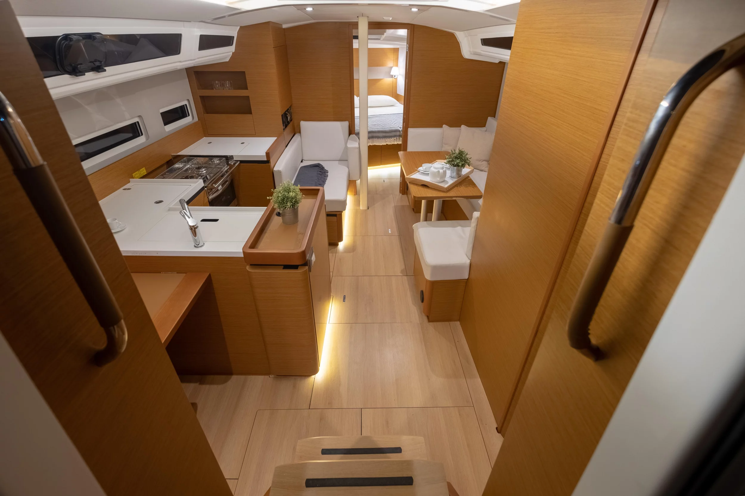 Sun Odyssey 410 (Elcano)  - 11