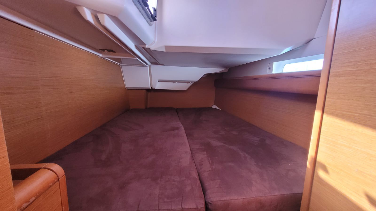 Photo #3 - Sun Odyssey 379 "Performance" (Grenat) en Saint-Quay-Portrieux - 22830