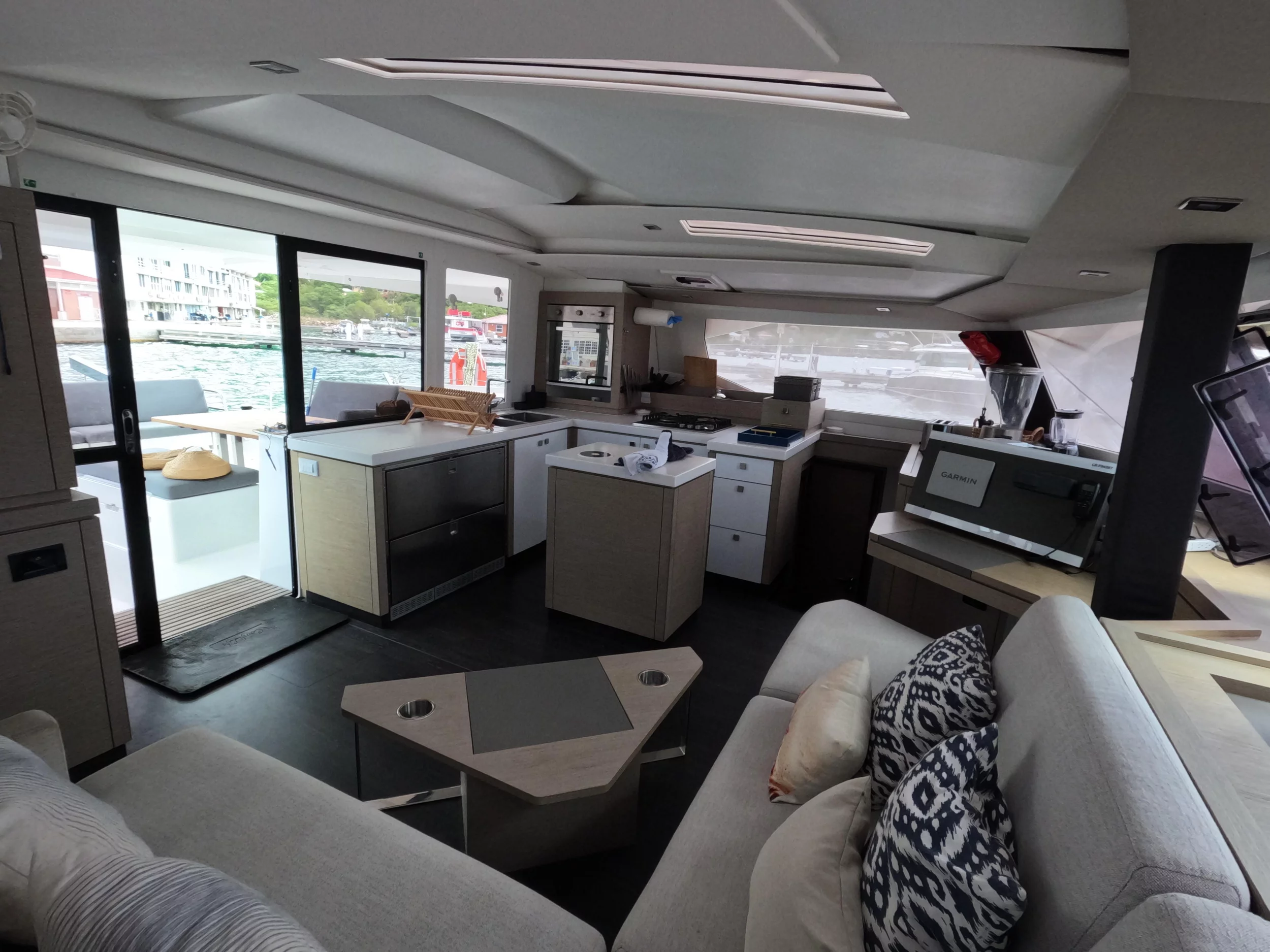 Fountaine Pajot Saona 47 (Champs-Elysees) Interior image - 5
