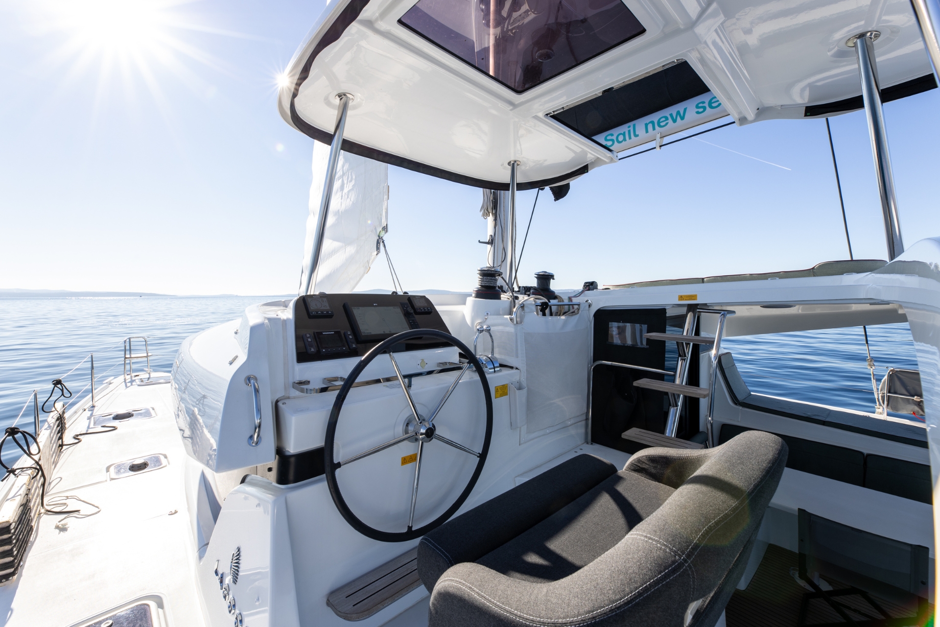 Lagoon 42 Millenium — photo 12