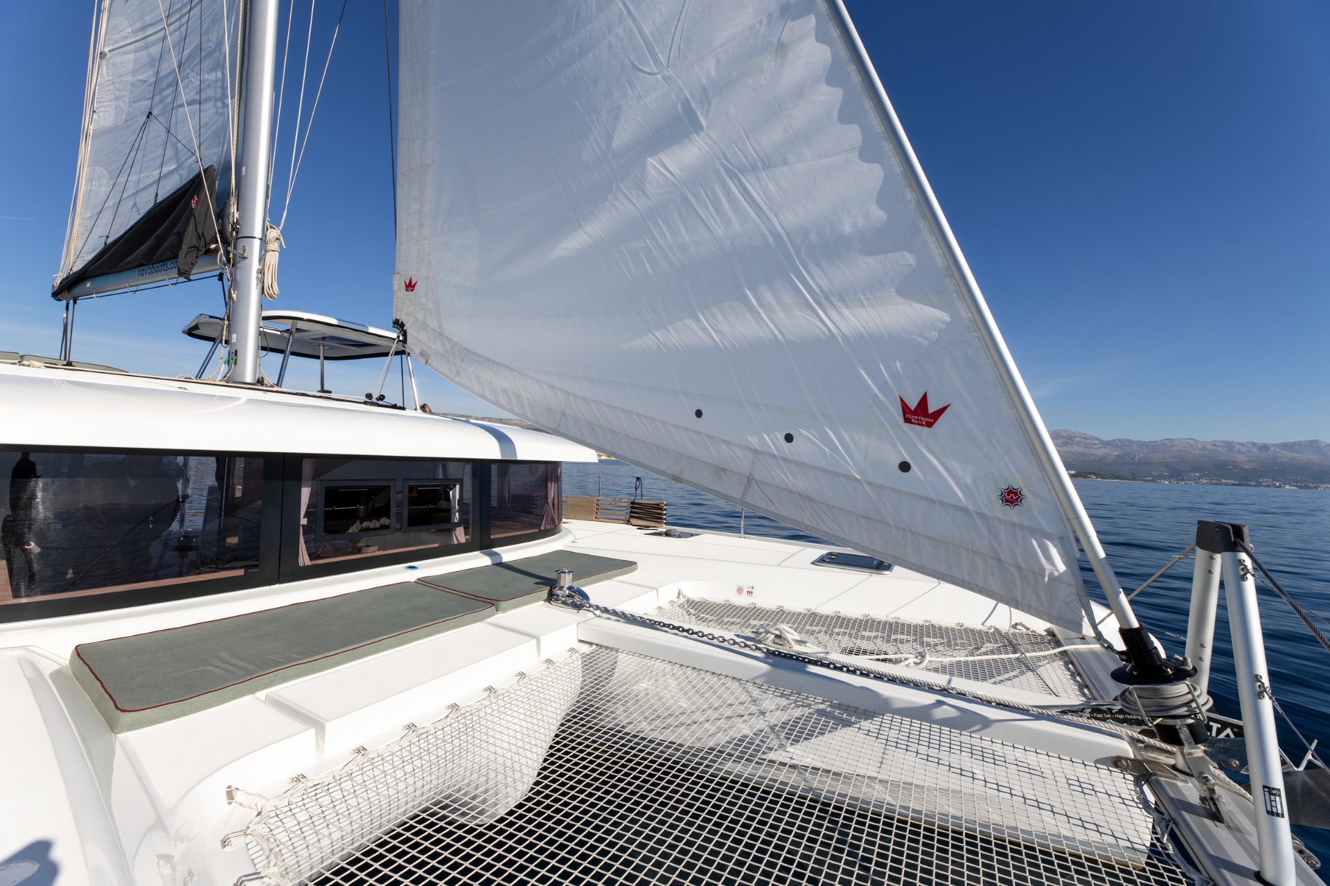 Lagoon 42 Millenium — photo 9