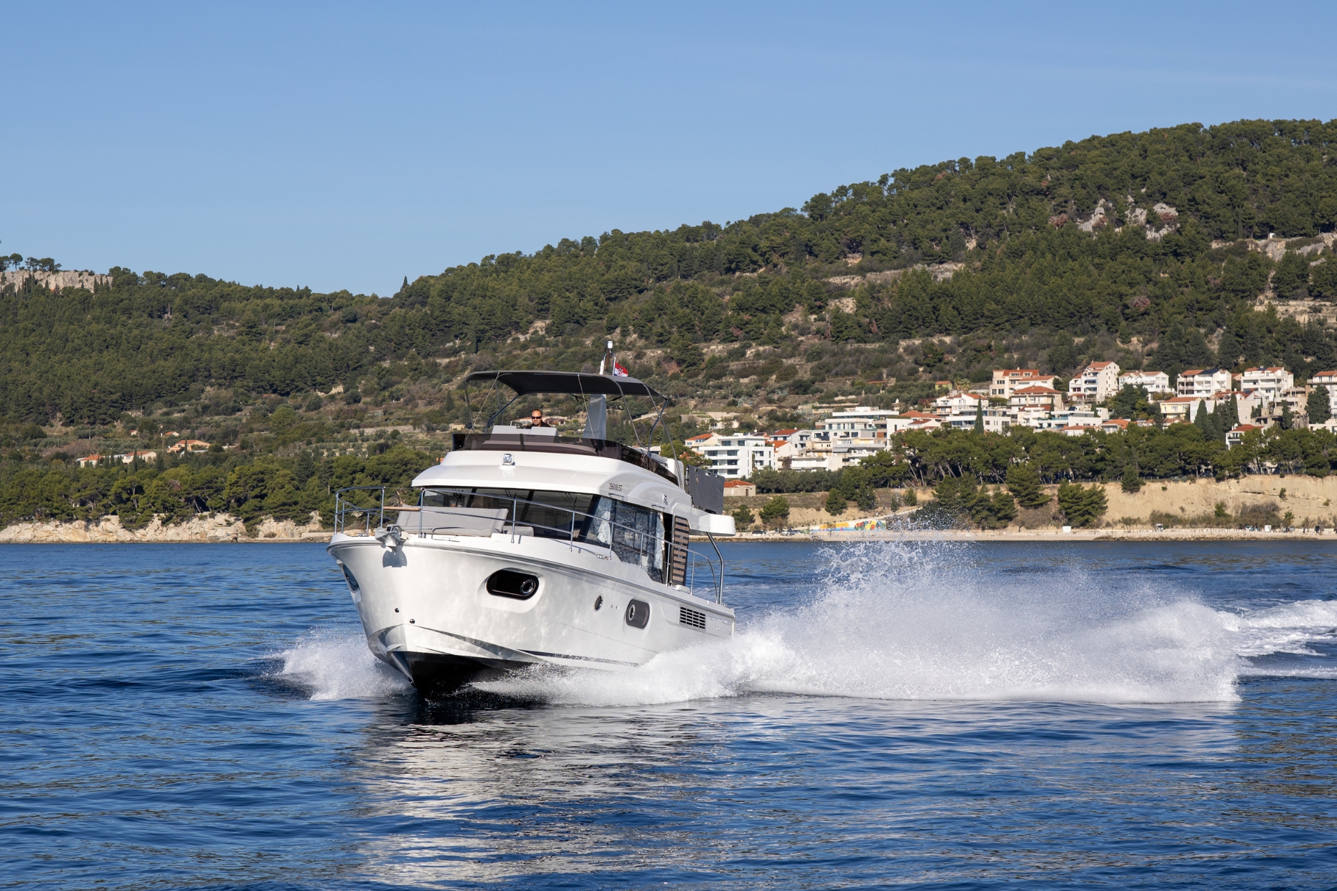 Swift Trawler 41 — photo 5